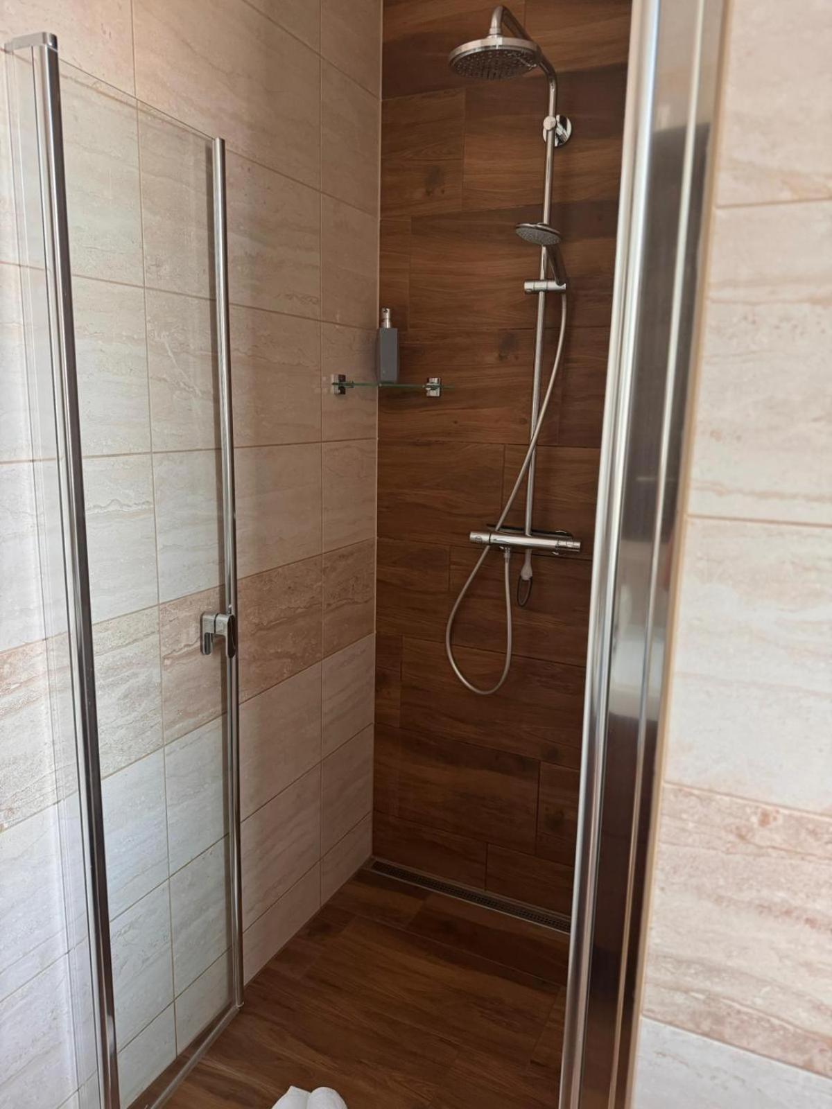 Apartman Ruza Ruzomberok Exterior foto